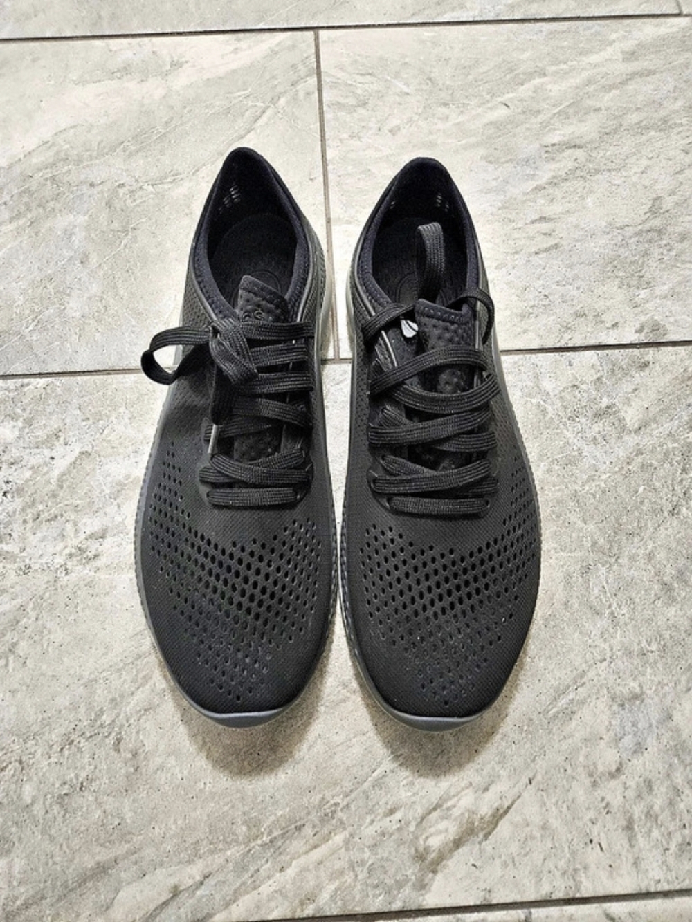 Crocs LiteRide 360 Pacer Black Athletic Shoes US 11